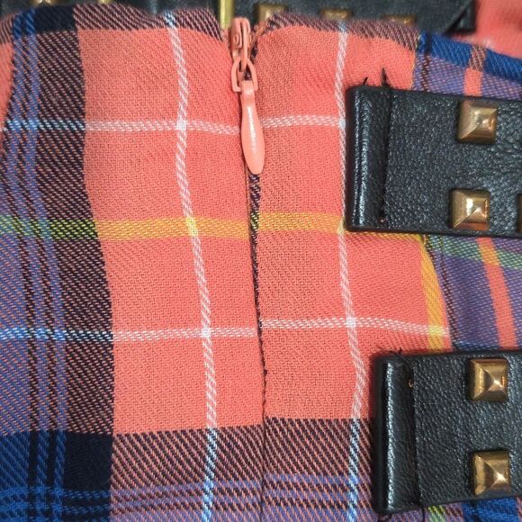 Akira Billie Plaid Mini Skirt, Nwt - Picture 10 of 10